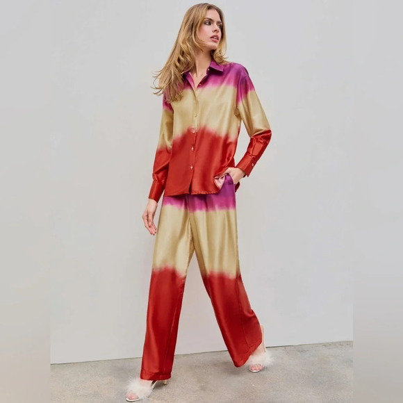 MICAS Tops - Mica’s COLLAR TIE DYE BLOUSE Ombre Button Up Modest Retro Blouse  L Boho Trendy